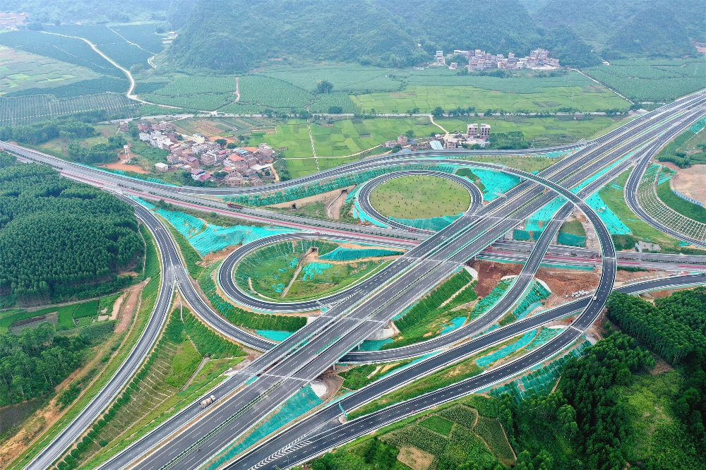 广西高速高速公路突破7000公里